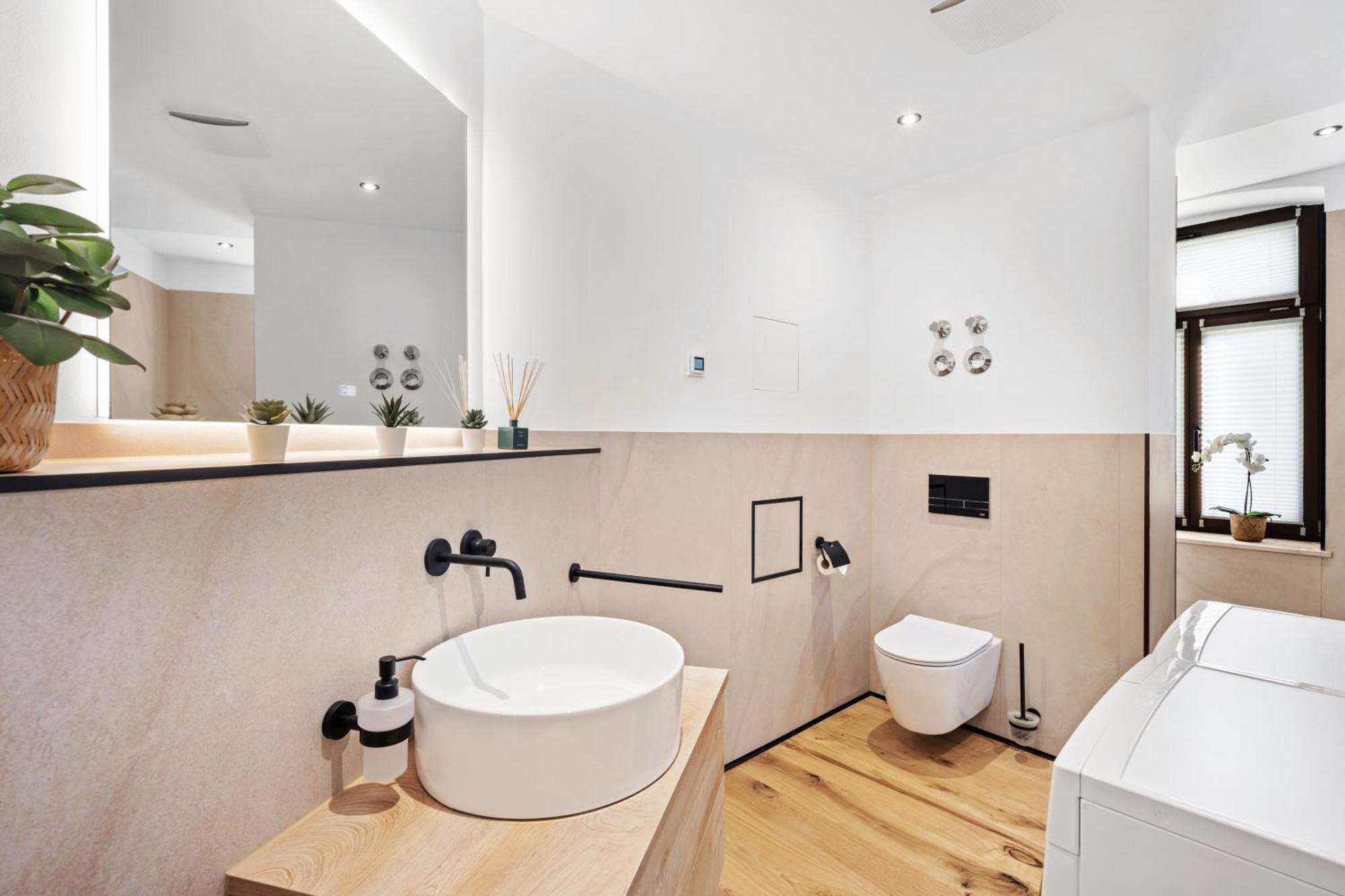 Edler Wohnraum Schlossteich-Suite 3 Sz Mit Zwei Balkonen, Kaffeevollautomat, Kamin, Klima, Lift & Zwei Parkplaetzen Chemnitz Luaran gambar