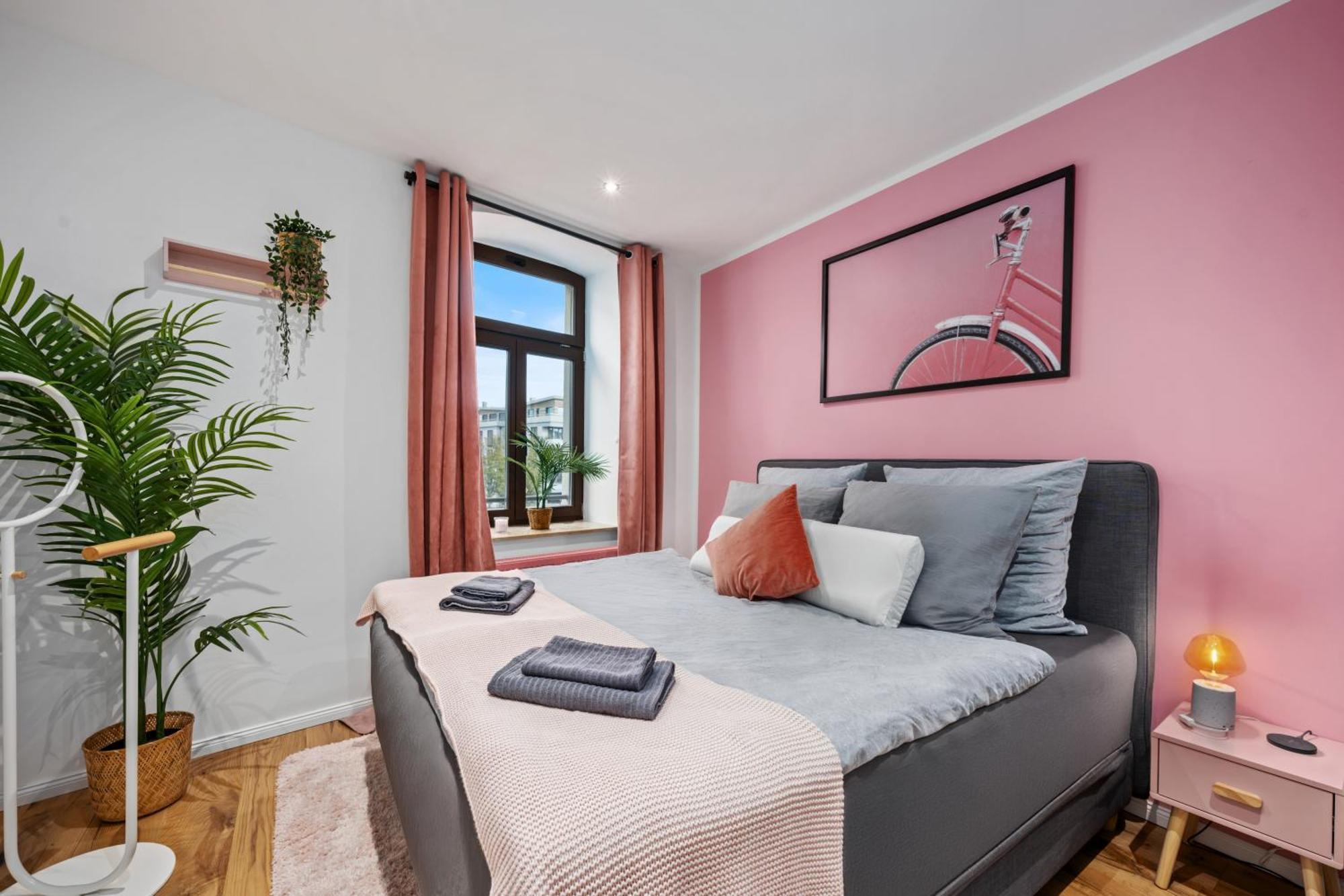 Edler Wohnraum Schlossteich-Suite 3 Sz Mit Zwei Balkonen, Kaffeevollautomat, Kamin, Klima, Lift & Zwei Parkplaetzen Chemnitz Luaran gambar